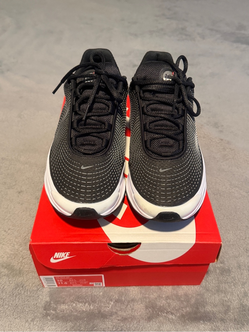 Nike Air Max DN Black/White Shoes - Size 10